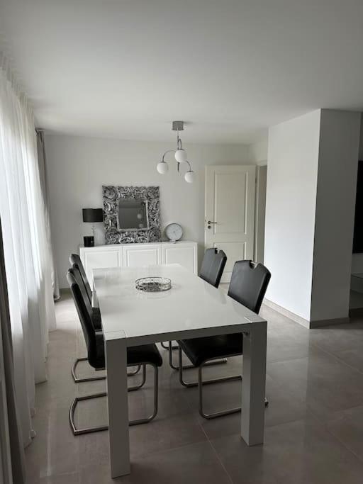 Luxury Apartment Marz Шванау Экстерьер фото